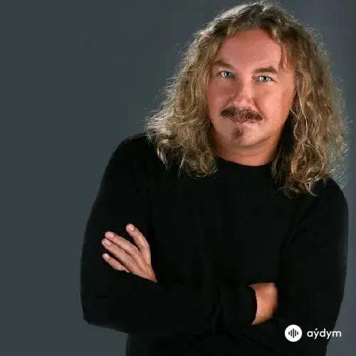 Игорь Николаев
