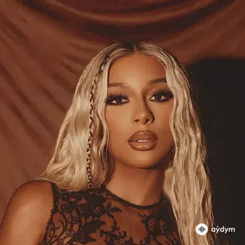 Victoria Monet