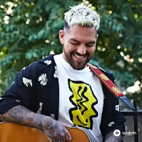 Alejandro  Fuentes