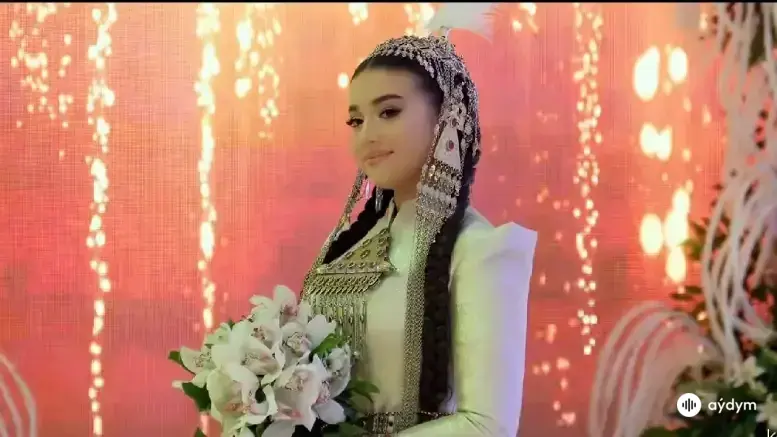 Saňa Gülüm