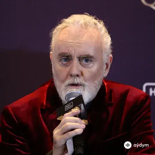 Roger  Taylor