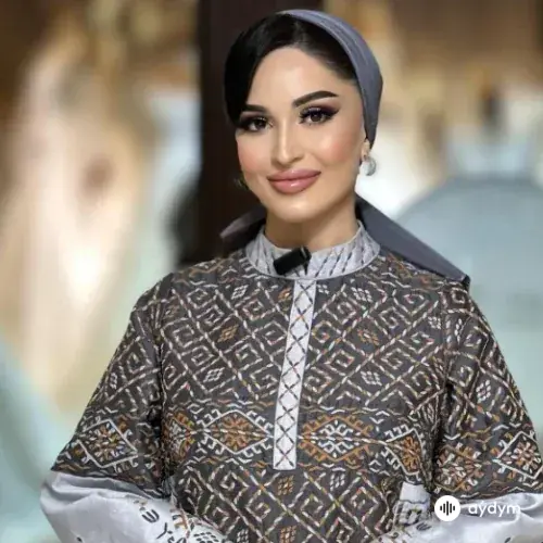 Bägül Jumaşowa - Daglar
