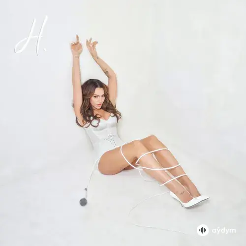 Hadise - Ara Beni