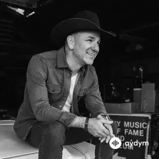 Craig Campbell